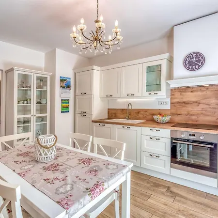 Casa de Férias Andrea Mit Whirlpool By Interhome *