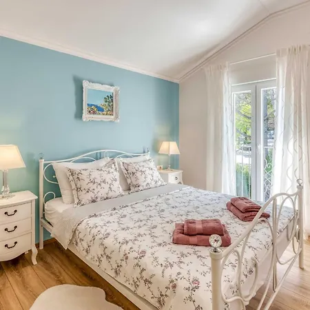 Andrea Mit Whirlpool By Interhome Casa de Férias