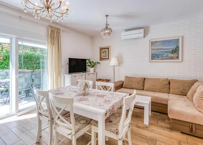 Andrea Mit Whirlpool By Interhome *