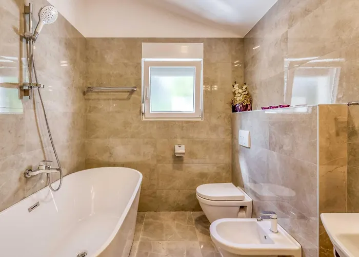 Andrea Mit Whirlpool By Interhome *