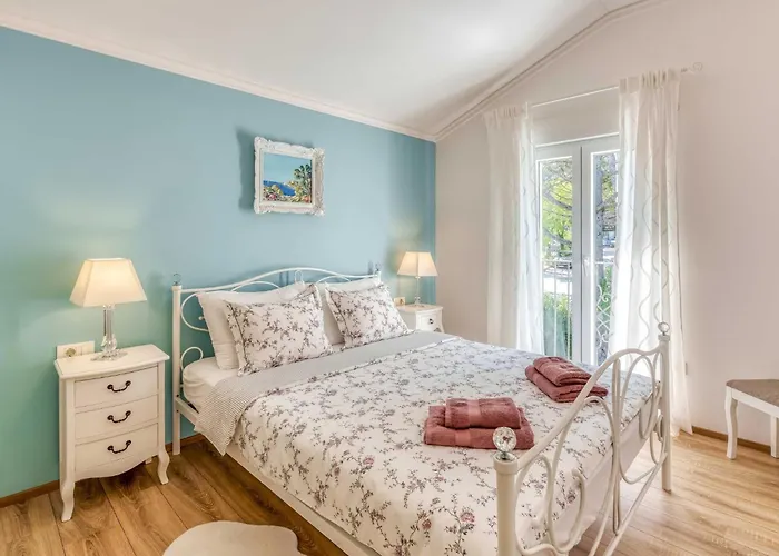 Andrea Mit Whirlpool By Interhome Casa de Férias